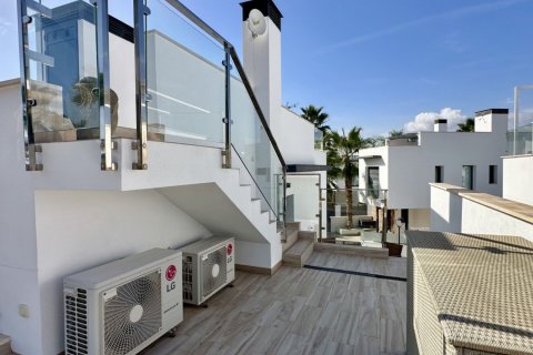 Villa till salu i Alicante, Spanien 3 sovrum, 128 kvm. Nr. 179602 - foto 18