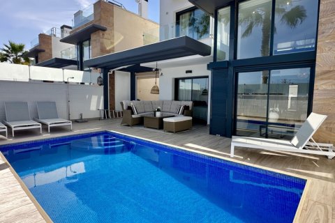 Villa i Alicante, Spanien 3 sovrum, 128 kvm. Nr. 179602