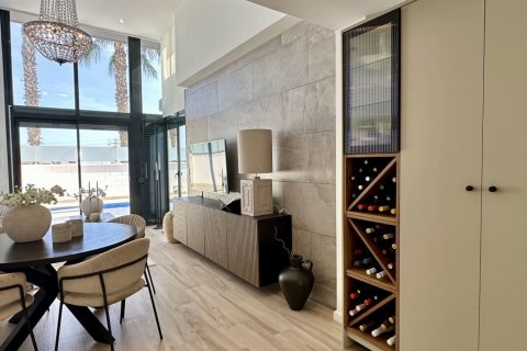 Villa till salu i Alicante, Spanien 3 sovrum, 128 kvm. Nr. 179602 - foto 28
