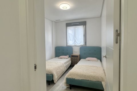 Apartament w Alicante, Hiszpania 3 sypialnie, 82 mkw. nr 179606 – zdjęcie 21