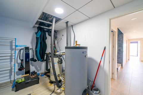Huvila myytävänä Finestrat, Alicante, Espanja, 4 makuuhuonetta, 327 m2 No. 168712 - kuva 21