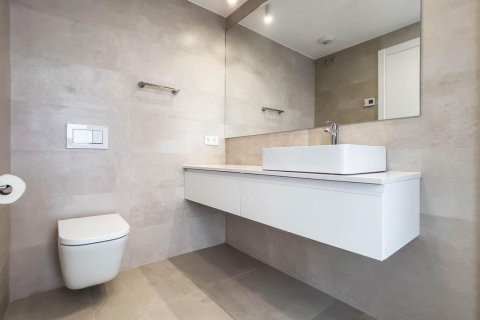 Lägenhet till salu i San Juan, Alicante, Spanien 2 sovrum, 100 kvm. Nr. 142960 - foto 17