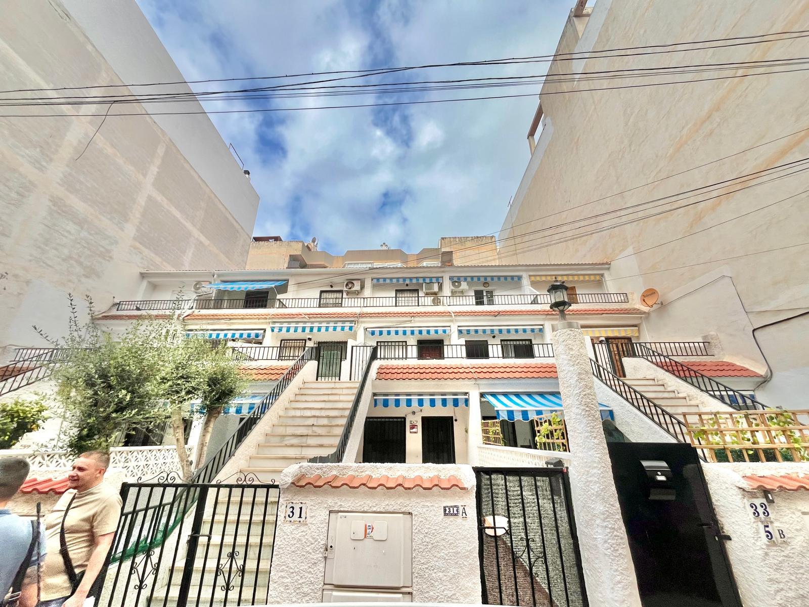 Attico a Torrevieja, Alicante, Spagna 2 camere da letto, 91 mq. N° 183050