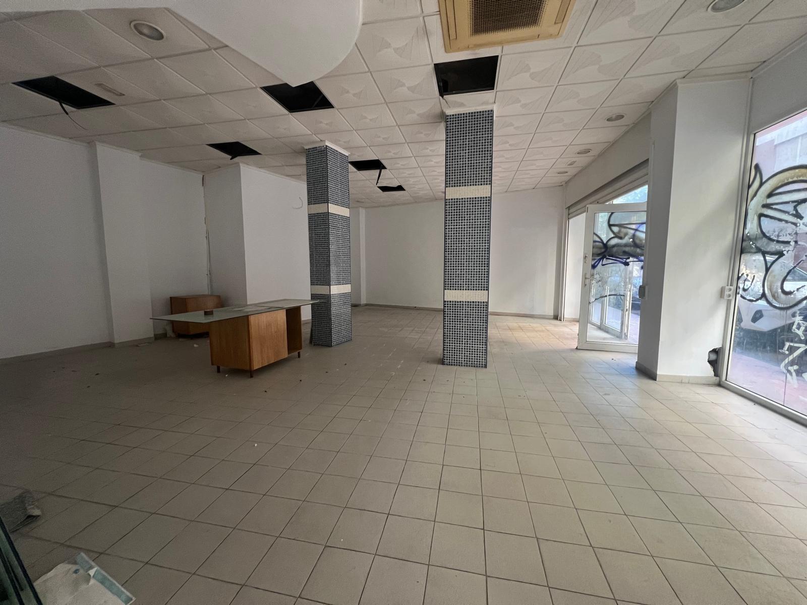 Propiedad comercial en Torrevieja, Alicante, España 100 m2 No. 183048