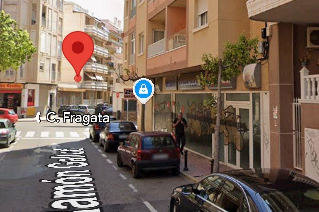 Propiedad comercial en Torrevieja, Alicante, España 100 m2 No. 183048