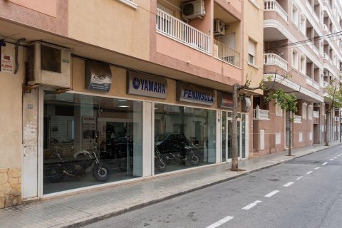 Proprietà commerciale in vendita a Torrevieja, Alicante, Spagna 100 mq. N° 183048 - foto 6
