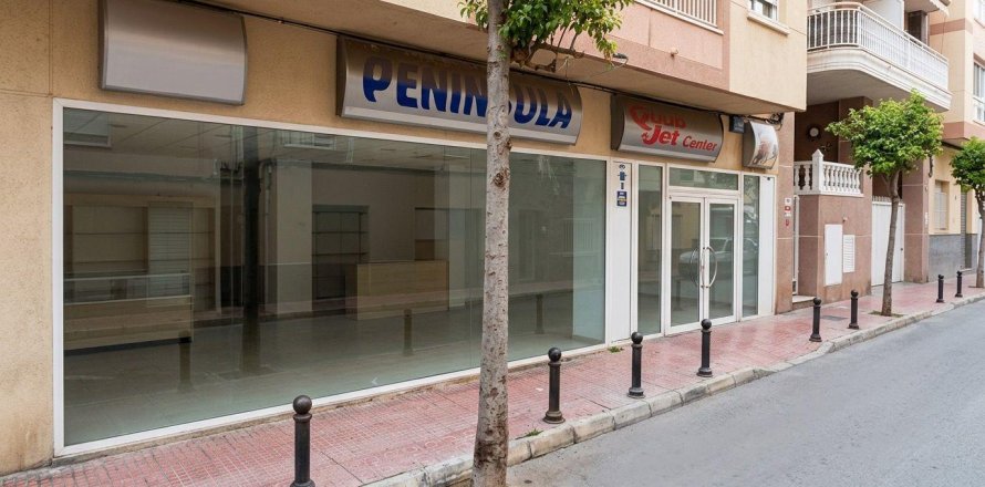 Proprietà commerciale a Torrevieja, Alicante, Spagna 100 mq. N° 183048