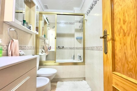 Apartament w Torrevieja, Alicante, Hiszpania 1 sypialnia, 51 mkw. nr 183049 – zdjęcie 13