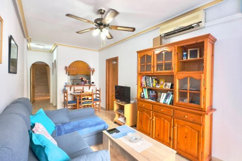 Apartament w Torrevieja, Alicante, Hiszpania 1 sypialnia, 51 mkw. nr 183049 – zdjęcie 24