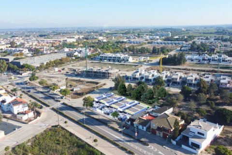 Radhus till salu i Dolores, Alicante, Spanien 3 sovrum, 97 kvm. Nr. 156433 - foto 4