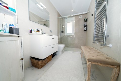 Huvila myytävänä Pinar De Campoverde, Alicante, Espanja, 5 makuuhuonetta, 192 m2 No. 189706 - kuva 30
