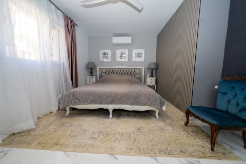 Huvila myytävänä Pinar De Campoverde, Alicante, Espanja, 5 makuuhuonetta, 192 m2 No. 189706 - kuva 24
