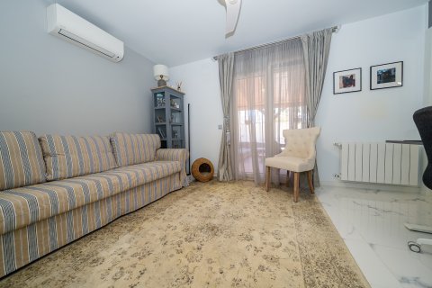 Huvila myytävänä Pinar De Campoverde, Alicante, Espanja, 5 makuuhuonetta, 192 m2 No. 189706 - kuva 27