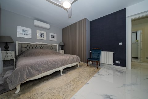 Huvila myytävänä Pinar De Campoverde, Alicante, Espanja, 5 makuuhuonetta, 192 m2 No. 189706 - kuva 25