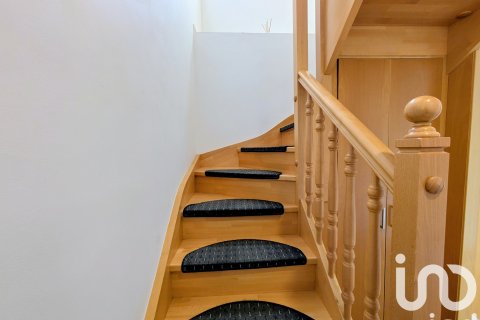 Bliźniak w Sant Fruitos de Bages, Barcelona, Hiszpania 3 sypialnie, 116 mkw. nr 153429 – zdjęcie 3