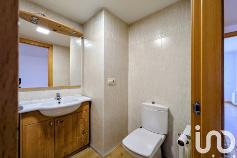 Bliźniak w Sant Fruitos de Bages, Barcelona, Hiszpania 3 sypialnie, 116 mkw. nr 153429 – zdjęcie 12