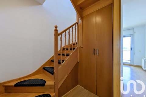 Bliźniak w Sant Fruitos de Bages, Barcelona, Hiszpania 3 sypialnie, 116 mkw. nr 153429 – zdjęcie 13