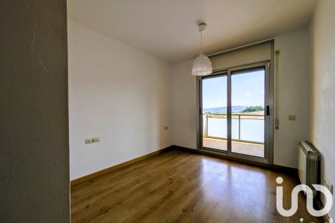 Bliźniak w Sant Fruitos de Bages, Barcelona, Hiszpania 3 sypialnie, 116 mkw. nr 153429 – zdjęcie 9