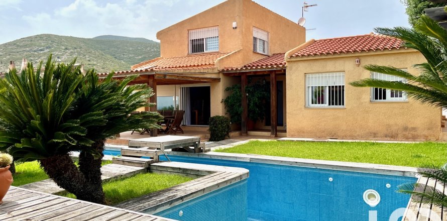 Māja Peniscola, Castellon, Spānijā 4 istabas, 242 m2 Nr. 153430