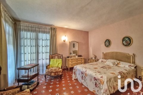 Продажа дома в Виллена, Аликанте, Испания 8 спален, 766м2 №153432 - фото 17