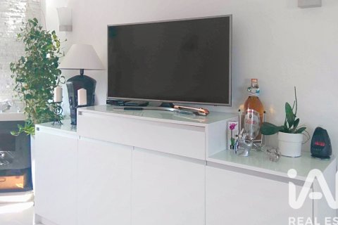 Propiedad comercial en venta en Ibiza ciudad, Ibiza, España 528.83 m2 No. 188435 - foto 4