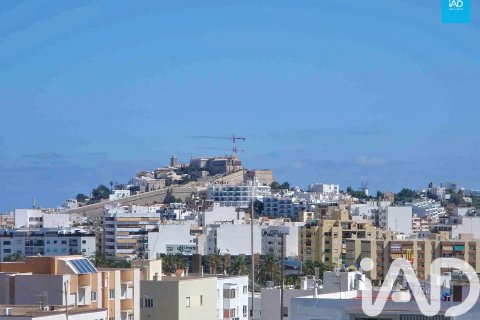 Propiedad comercial en venta en Ibiza ciudad, Ibiza, España 528.83 m2 No. 188435 - foto 27