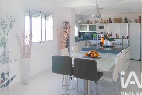 Propiedad comercial en venta en Ibiza ciudad, Ibiza, España 528.83 m2 No. 188435 - foto 30