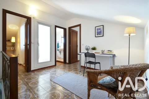 Duplex zum Verkauf in Gava, Barcelona, Spanien 4 Schlafzimmer, 211 m2 Nr. 188434 - Foto 23