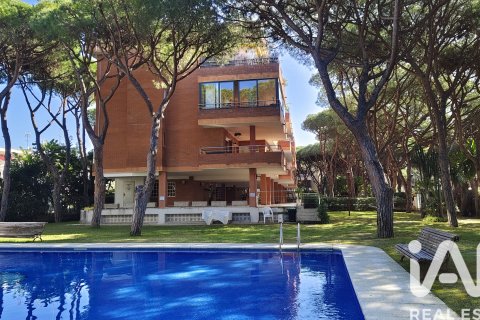 Duplex a Gava, Barcelona, Spagna 4 camere da letto, 211 mq. N° 188434
