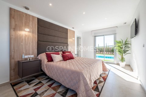 Villa for sale Algorfa, Alicante, Spain 4 bedrooms, 155 sq.m. No. 104027 - photo 12