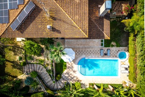 Villa for sale in Murcia, Spain 5 bedrooms, 610 sq.m. No. 164649 - photo 8