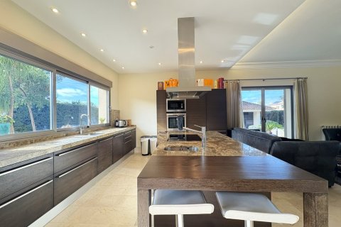 Villa for sale in Murcia, Spain 5 bedrooms, 610 sq.m. No. 164649 - photo 19