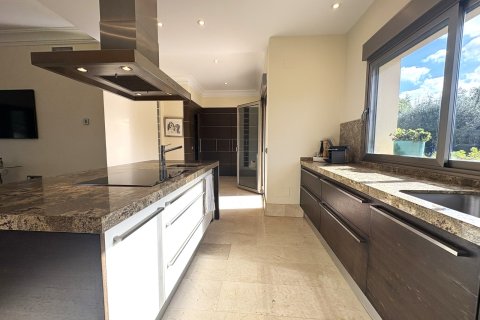 Villa for sale in Murcia, Spain 5 bedrooms, 610 sq.m. No. 164649 - photo 21