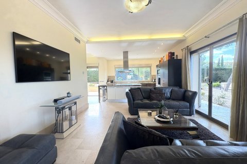 Villa for sale in Murcia, Spain 5 bedrooms, 610 sq.m. No. 164649 - photo 17