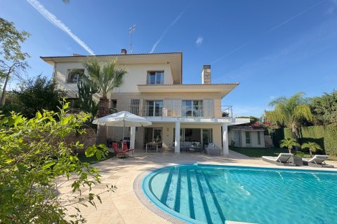 Villa in Murcia, Spain 5 bedrooms, 610 sq.m. No. 164649