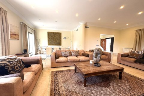 Villa for sale in Murcia, Spain 5 bedrooms, 610 sq.m. No. 164649 - photo 28