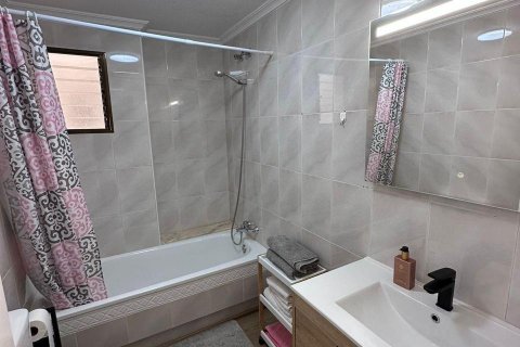 Apartamento en venta Torrevieja, Alicante, España 85 m2 No. 109317 - foto 18