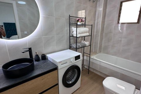 Apartamento en venta Torrevieja, Alicante, España 85 m2 No. 109317 - foto 12