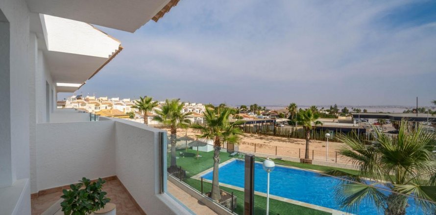 Dom Torrevieja, Alicante, Hiszpania 3 sypialnie, 115 mkw. nr 109324