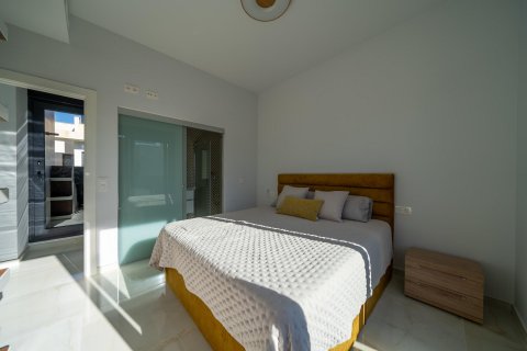 House for sale La Zenia, Alicante, Spain 3 bedrooms, 186 sq.m. No. 109314 - photo 25
