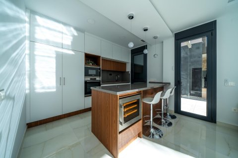House for sale La Zenia, Alicante, Spain 3 bedrooms, 186 sq.m. No. 109314 - photo 11