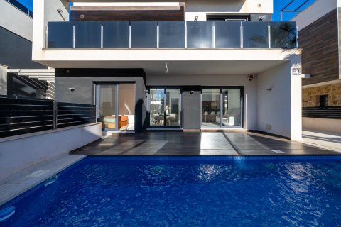 House for sale La Zenia, Alicante, Spain 3 bedrooms, 186 sq.m. No. 109314 - photo 2