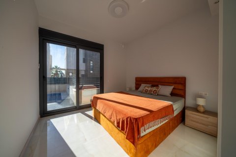 House for sale La Zenia, Alicante, Spain 3 bedrooms, 186 sq.m. No. 109314 - photo 16