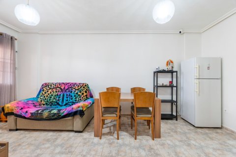 Villetta a schiera in vendita a Alicante, Spagna 2 camere da letto, 72 mq. N° 196009 - foto 4