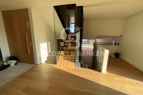 Продажа дома в Барселона, Испания 5 спален, 480м2 №160420 - фото 5