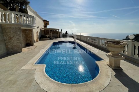 Villa for sale in Lloret de Mar, Girona, Spain 6 bedrooms, 878 sq.m. No. 160418 - photo 6