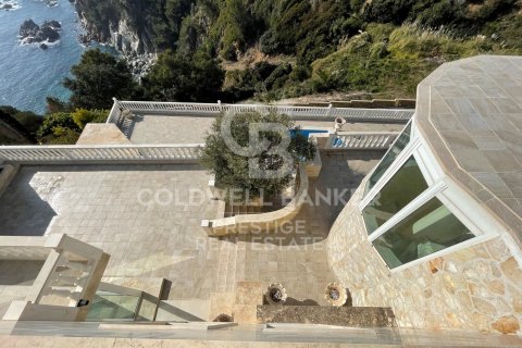 Villa for sale in Lloret de Mar, Girona, Spain 6 bedrooms, 878 sq.m. No. 160418 - photo 4