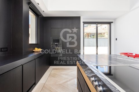 Продажа дома в Барселона, Испания 5 спален, 560м2 №160421 - фото 7