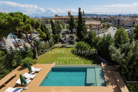 Продажа дома в Барселона, Испания 5 спален, 560м2 №160421 - фото 1