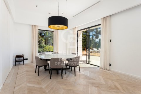 Продажа дома в Барселона, Испания 5 спален, 560м2 №160421 - фото 6